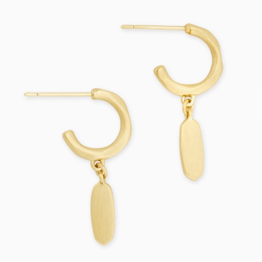 NWOT Kendra Scott Fern Huggies In Gold